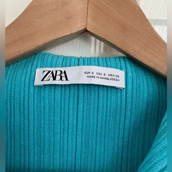 Top - Picture 4 of 5